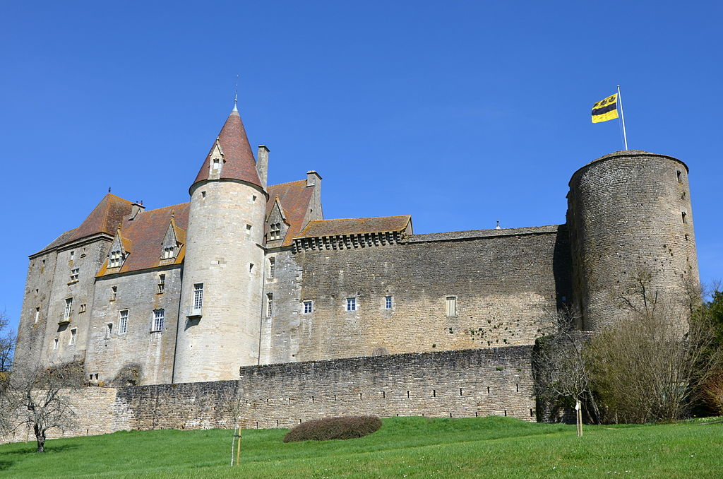 Château de Châteauneuf en Auxois