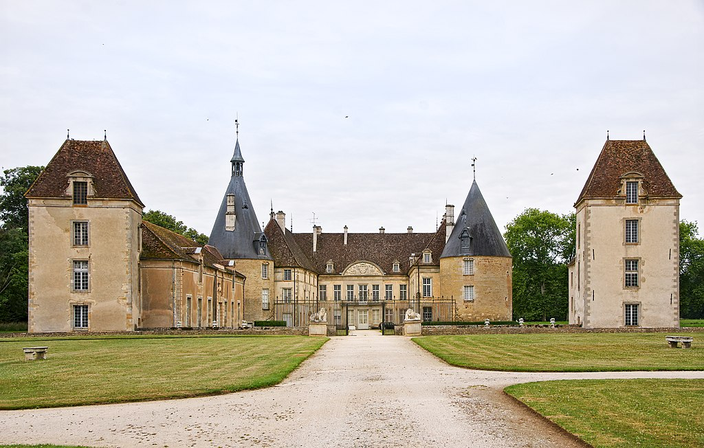 Château de Commarin